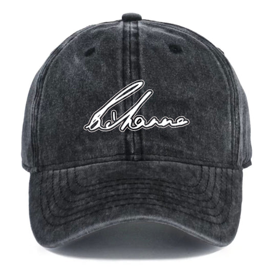 RIHANNA SIGN WASH HAT